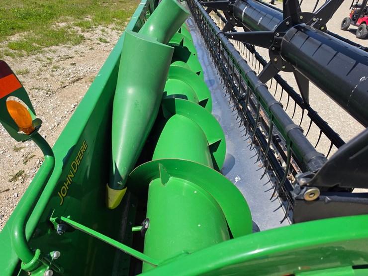 2015-john-deere-635f-image-4