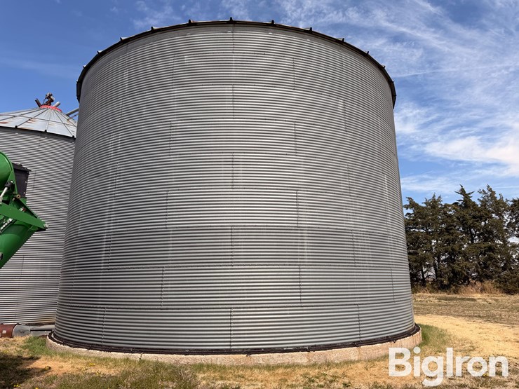 stor-mor-complete-grain-bin-set-up-image-12