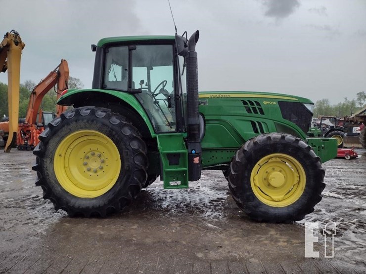2014-john-deere-6140m-image-3