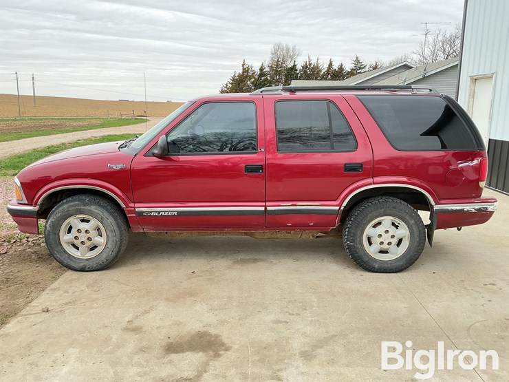 1997-chevrolet-blazer-image-8