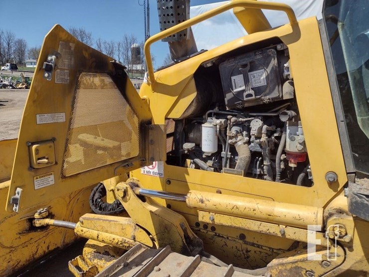 2016-komatsu-d37ex-23-image-21