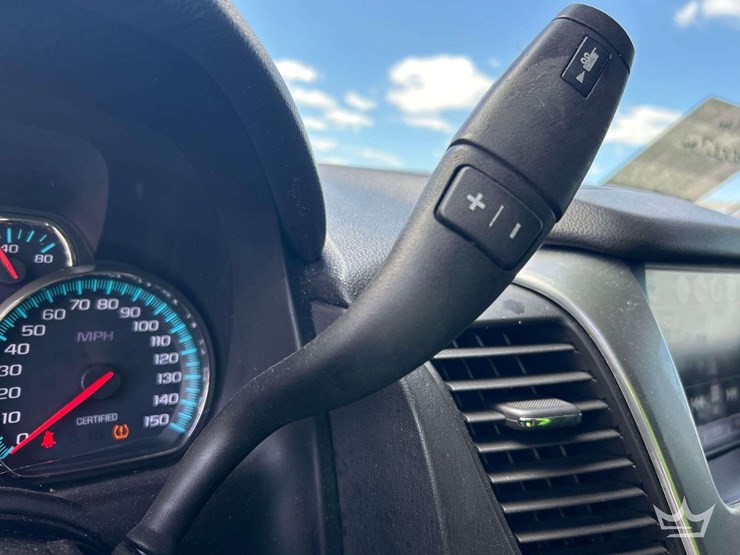 2019-chevrolet-tahoe-image-15