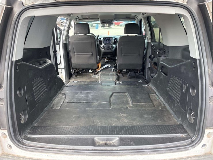 2019-chevrolet-tahoe-image-22