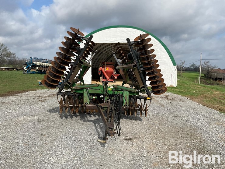 john-deere-630-image-2