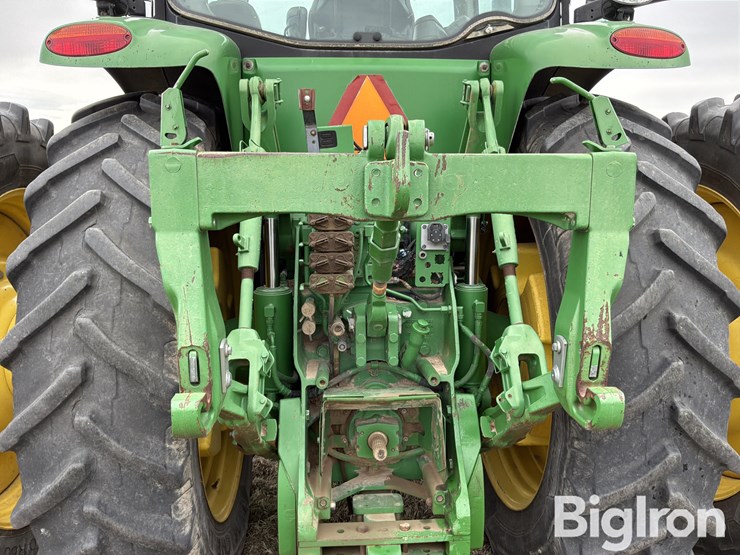2013-john-deere-8285r-image-19