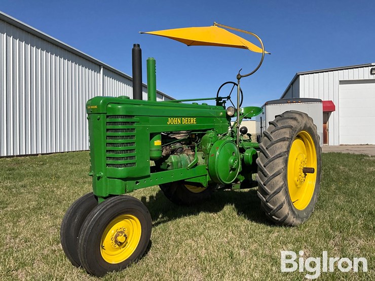 1947-john-deere-model-a-image-1