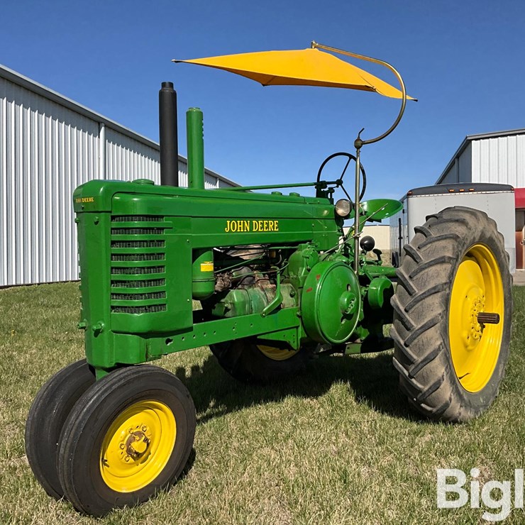 1947 JOHN DEERE MODEL A