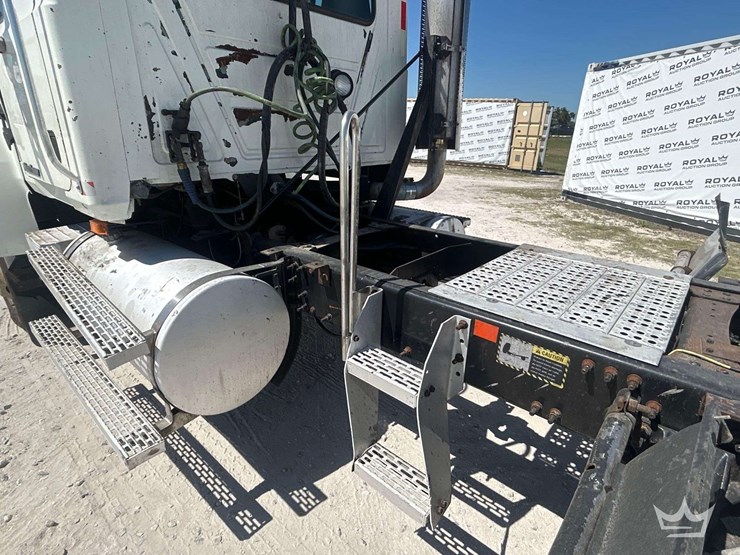2007-mack-chn613-image-15