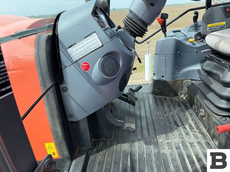 2013-kubota-m110gx-image-58