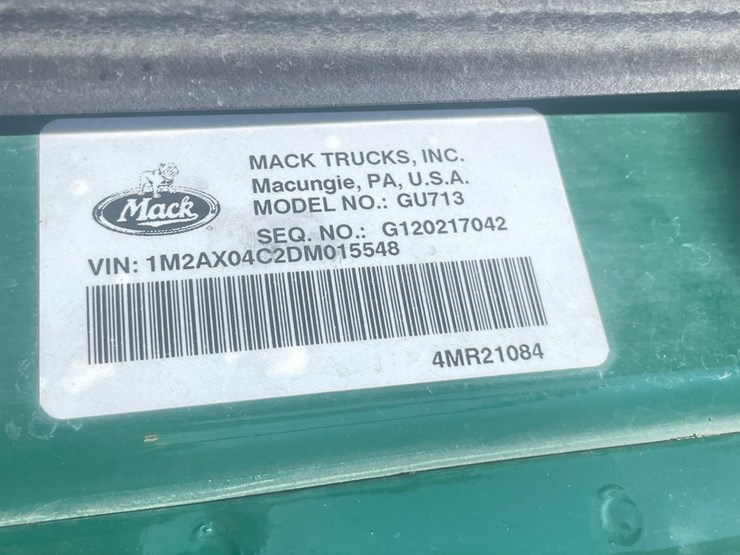 2013-mack-granite-104fr-image-90
