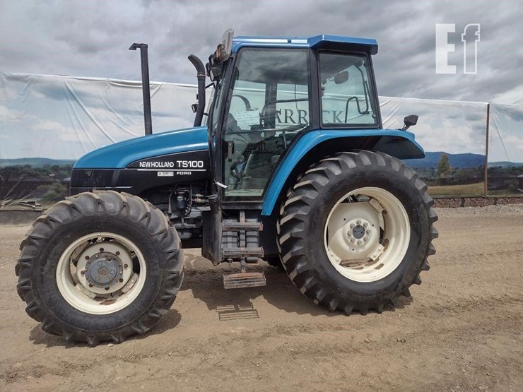 new-holland-ts100-image-1