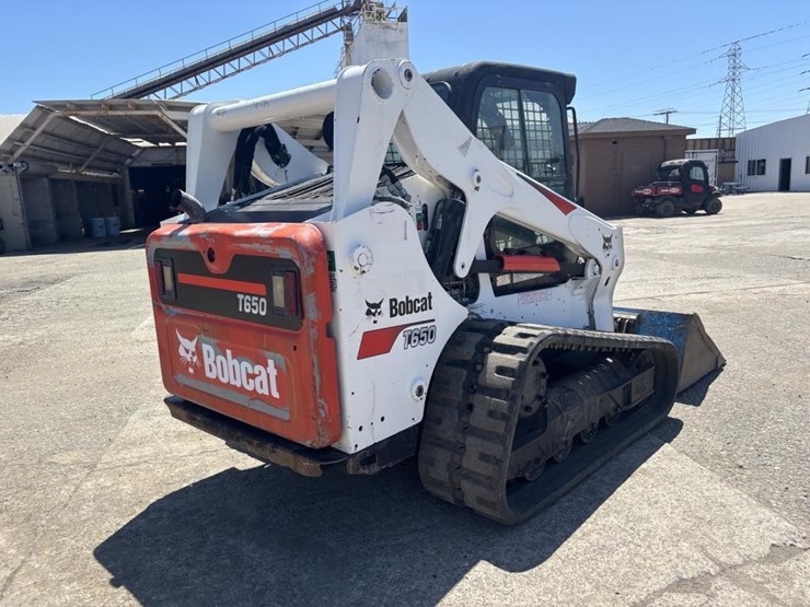 2016-bobcat-t650-image-3