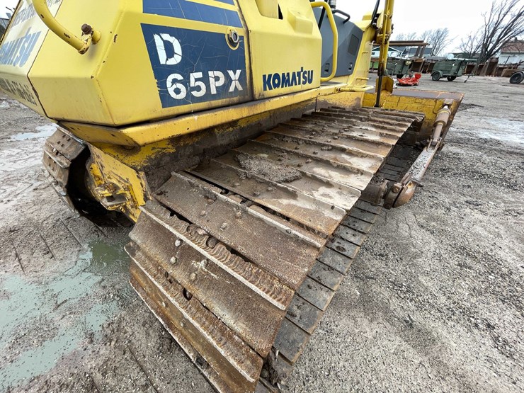 komatsu-d65px-12-image-28