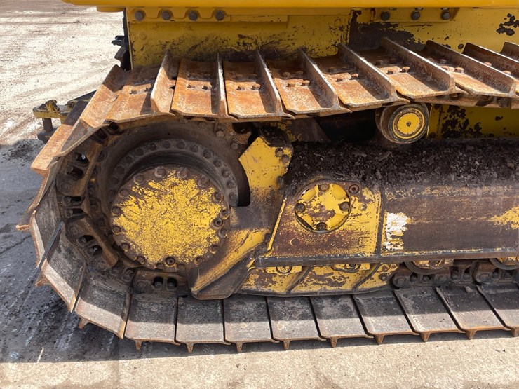 2020-komatsu-d51px-image-16