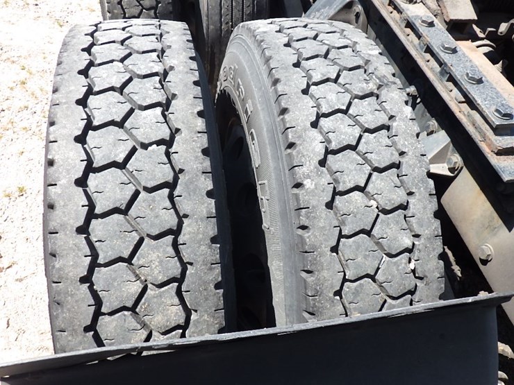 2016-kenworth-t680-image-10