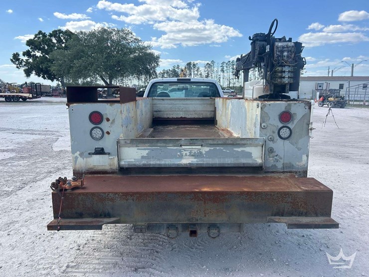 2005-ford-f450-image-28