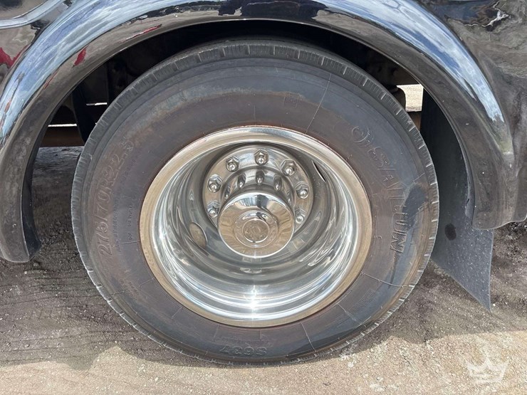 2015-ford-f750-image-28