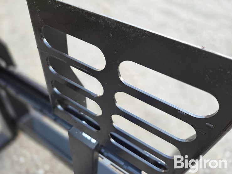 msi-heavy-duty-pallet-fork-attachment-image-9