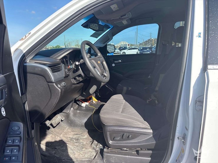 2019-chevrolet-tahoe-image-11