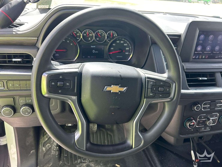 2023-chevrolet-tahoe-image-11