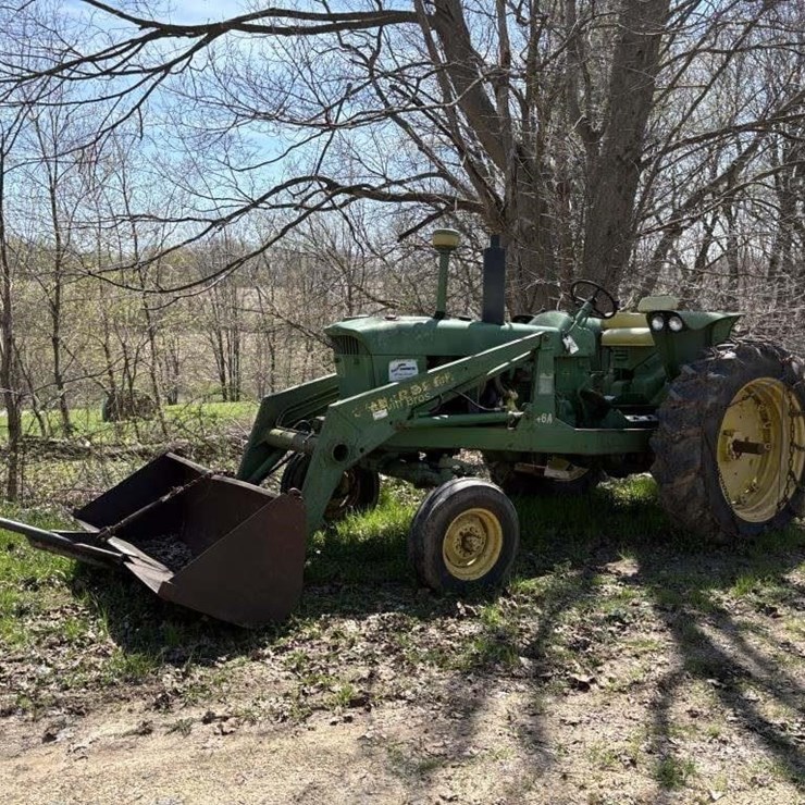 JOHN DEERE 3020