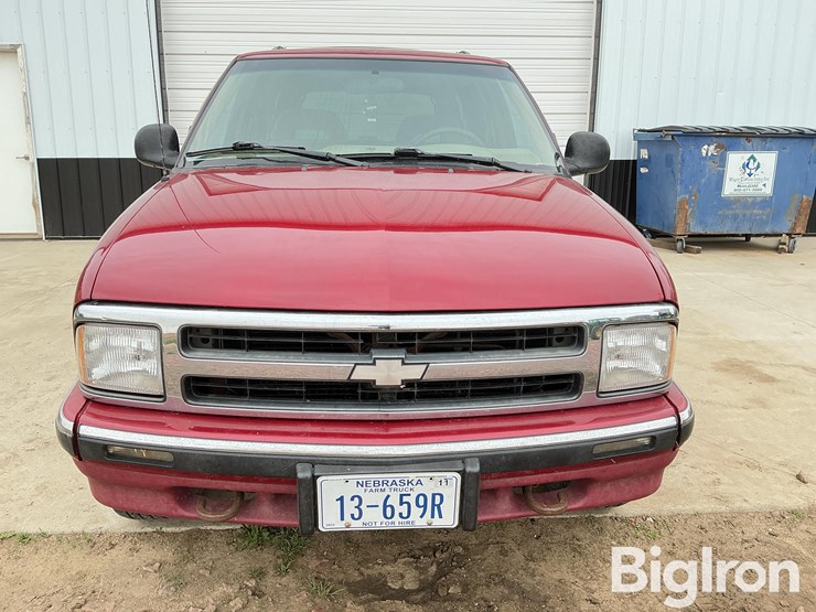 1997-chevrolet-blazer-image-2