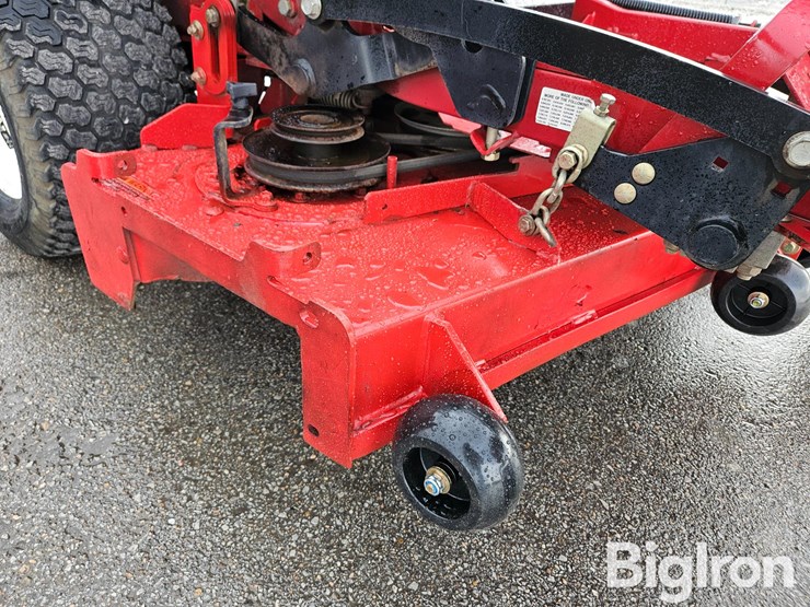2014-massey-ferguson-730-image-13