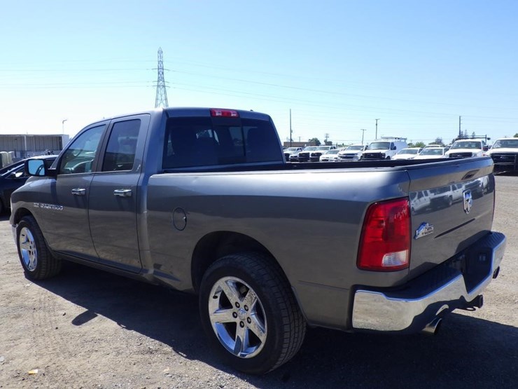 2012-dodge-1500-image-4