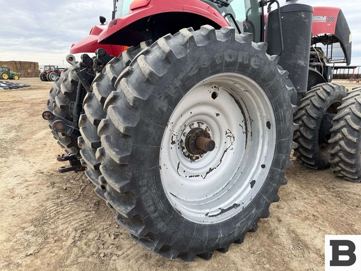 2018-case-ih-magnum-310-image-49