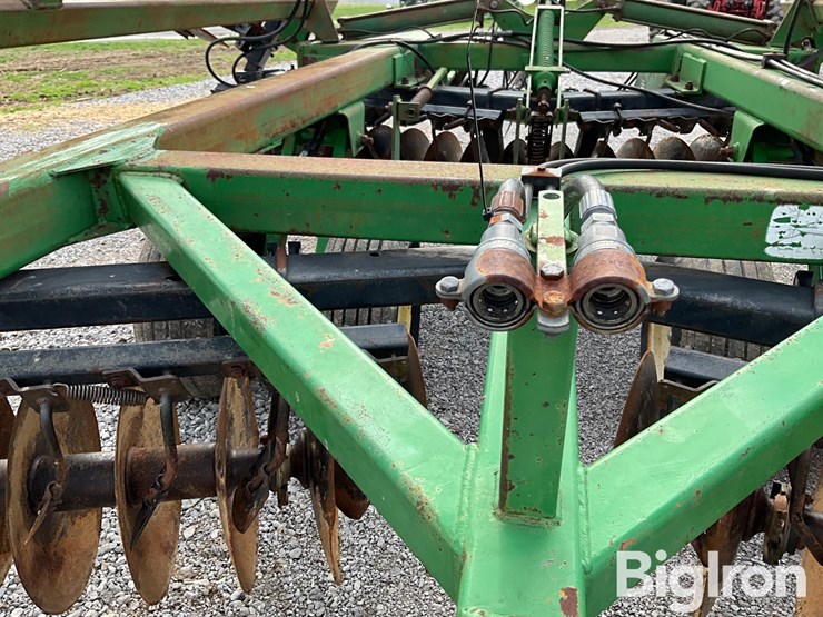 john-deere-630-image-10