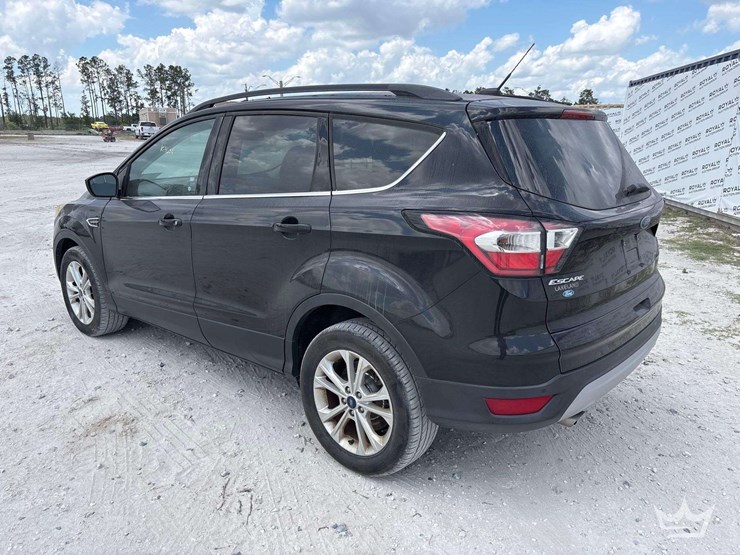 2017-ford-escape-image-4