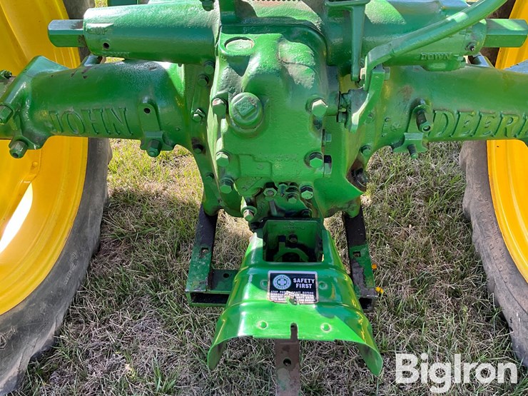 1947-john-deere-model-a-image-12