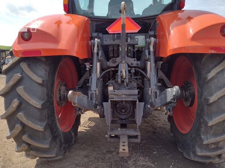 2021-kubota-m7-132-image-32