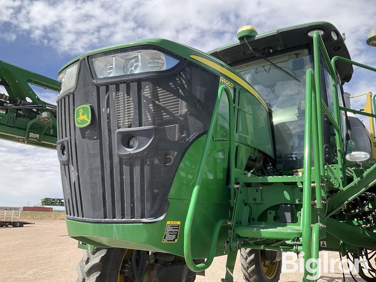 2020-john-deere-r4060-image-10