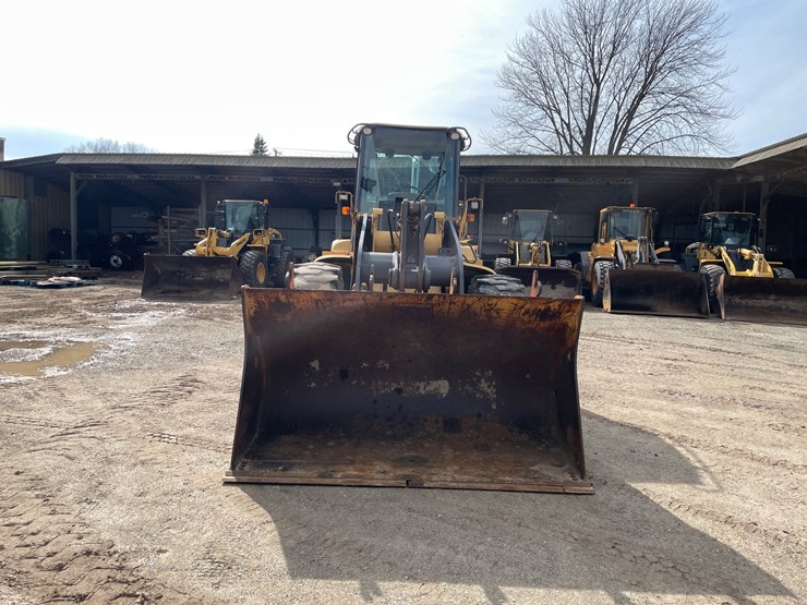 2000-deere-544h-image-2