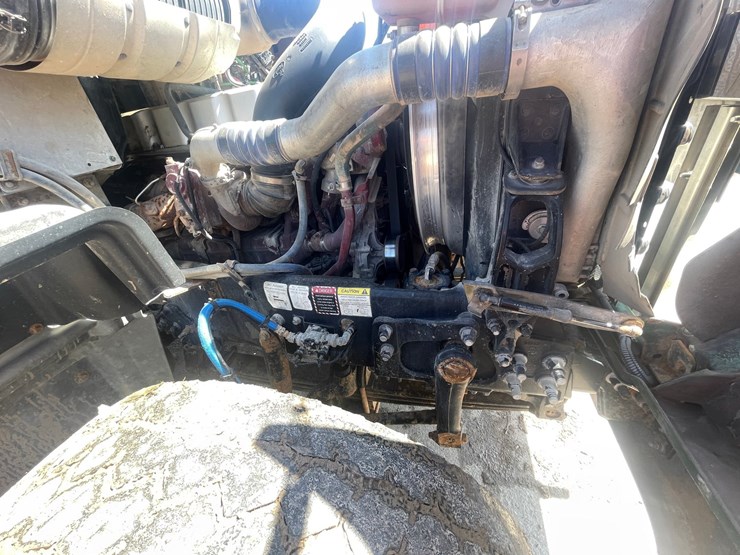 2013-mack-granite-104fr-image-117
