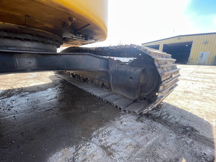 komatsu-pc308-image-18