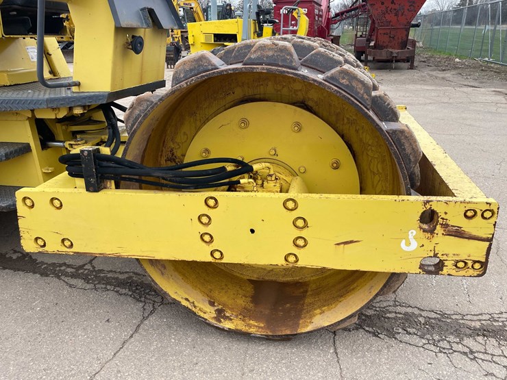 #4049-•-bomag-roller-image-21