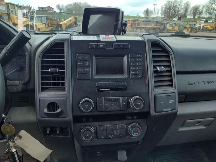 2019-ford-f550-image-8
