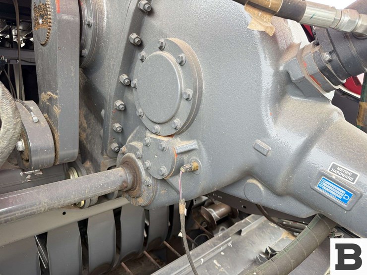 2022-massey-ferguson-2270-image-22
