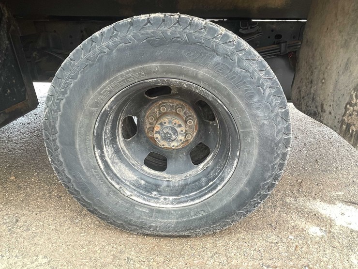 2015-dodge-ram-3500-image-9