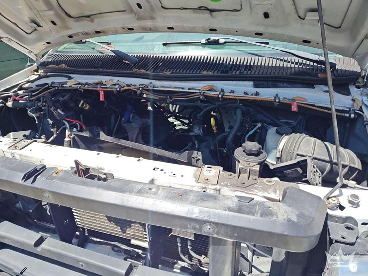 2017-ford-e450-image-8