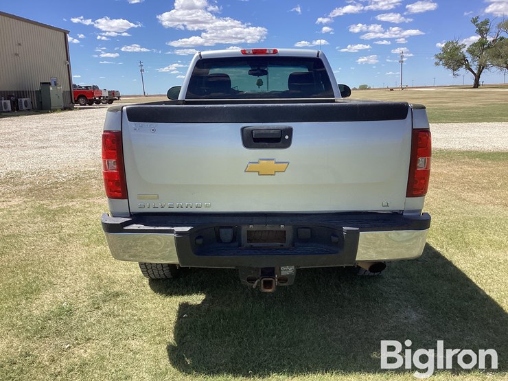 2012-chevrolet-silverado-2500-image-6