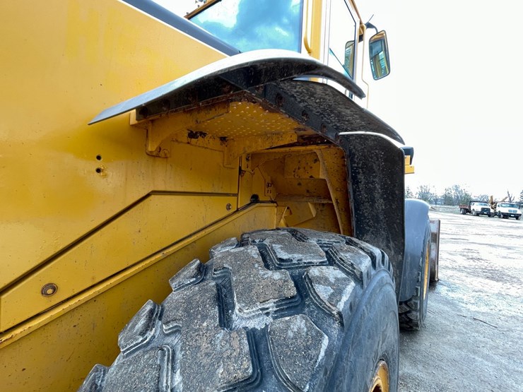 volvo-l90e-image-21