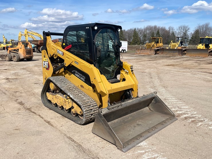 #4051-•-2021-cat-rubber-track-skid-steer-image-3