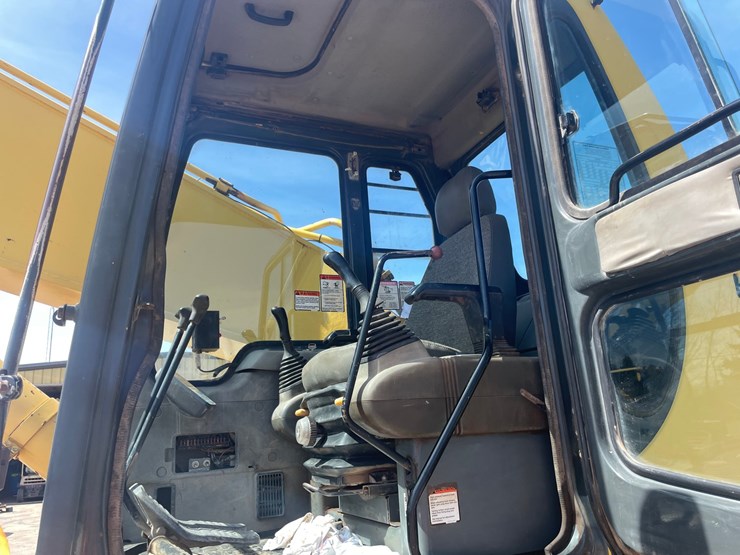 #4007-•-1998-komatsu-400lc-6-excavator-image-68