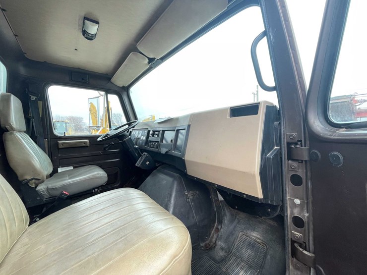 #4062-•-1991-international-box-truck-(has-wi-title)-image-59