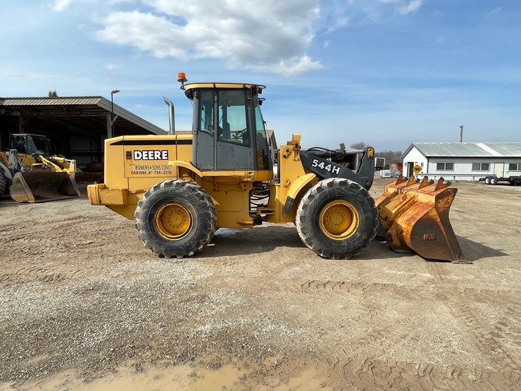 2000-deere-544h-image-4