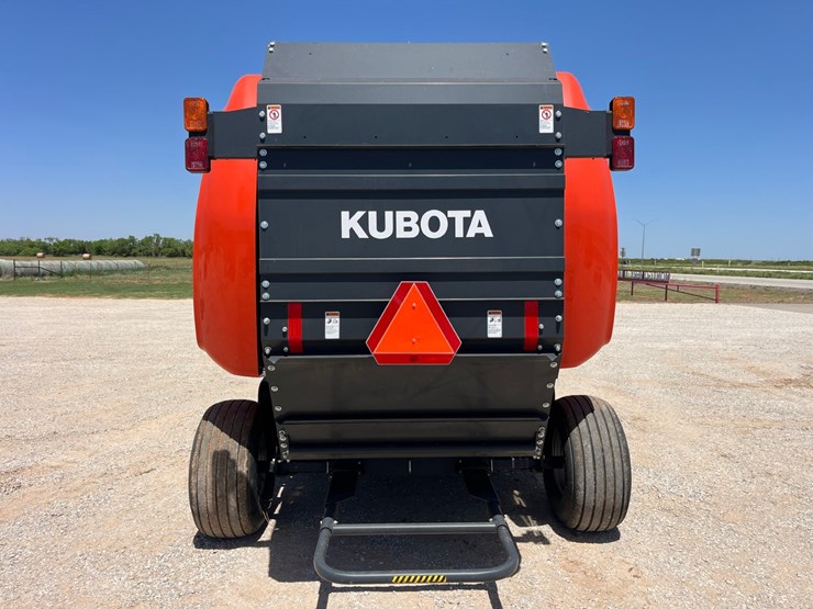 2019-kubota-bv4180-image-12
