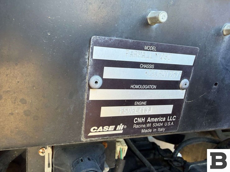 case-ih-farmall-105u-image-38